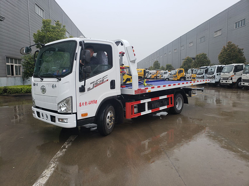 北京牌的 藍牌解放清障車