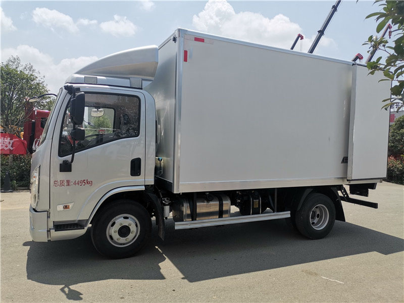 陜汽德龍4.2米藍牌冷藏車
