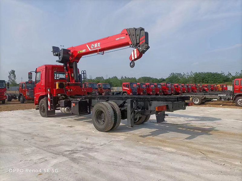 東風(fēng)暢行D3單橋隨車吊